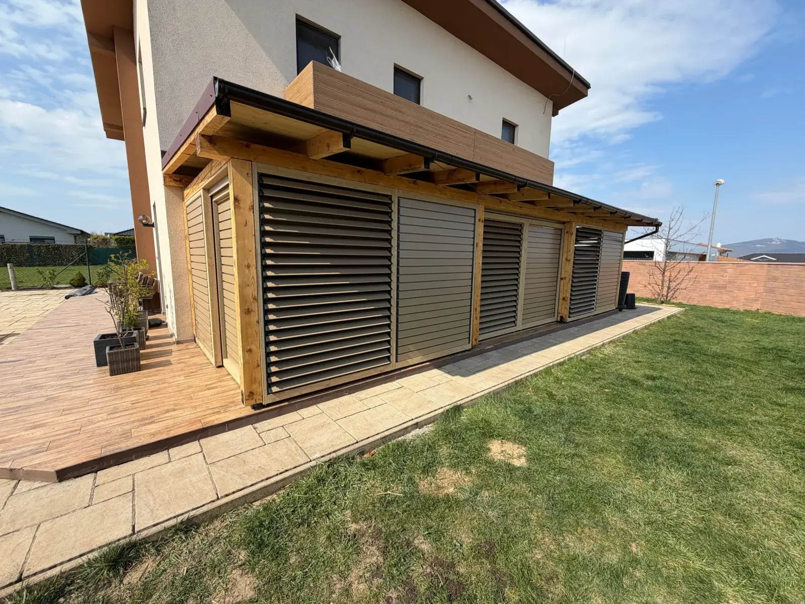Wooden frame and aluminium louvres