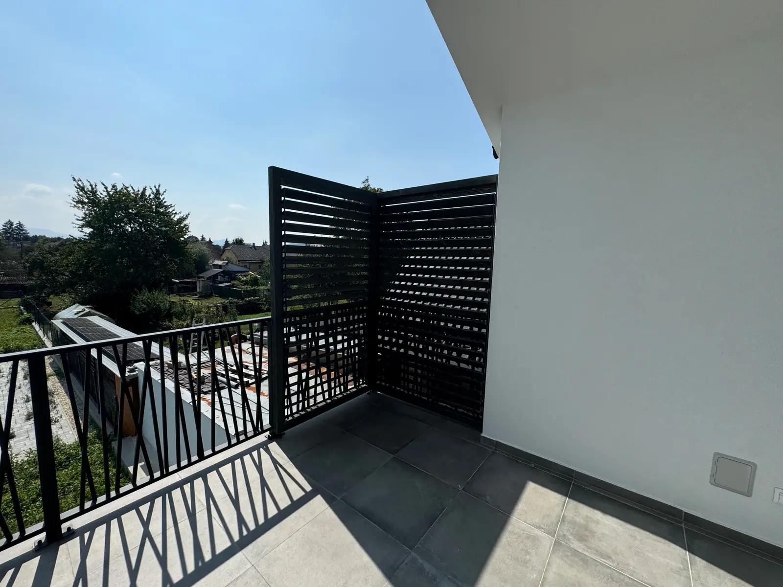 Wooden louvres – Flowgarden project, photo 2 of 101