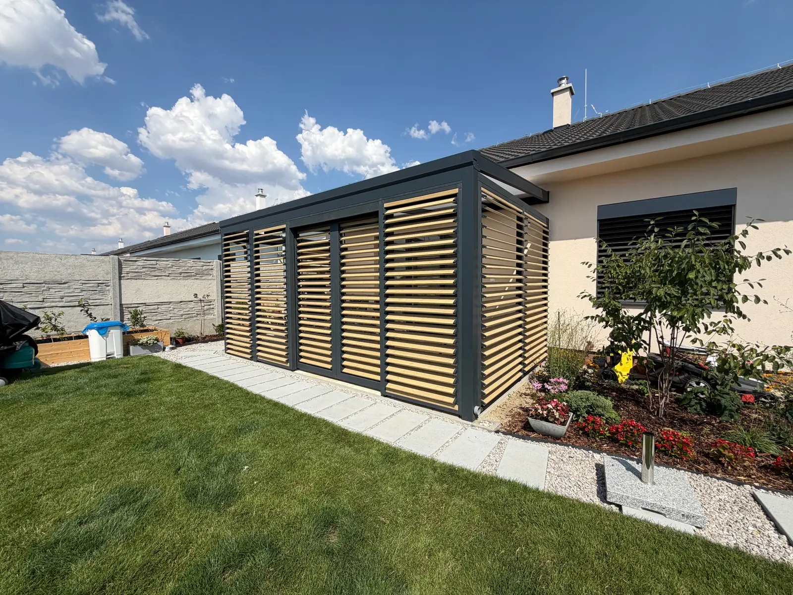Wooden louvres – Flowgarden project, photo 28 of 101