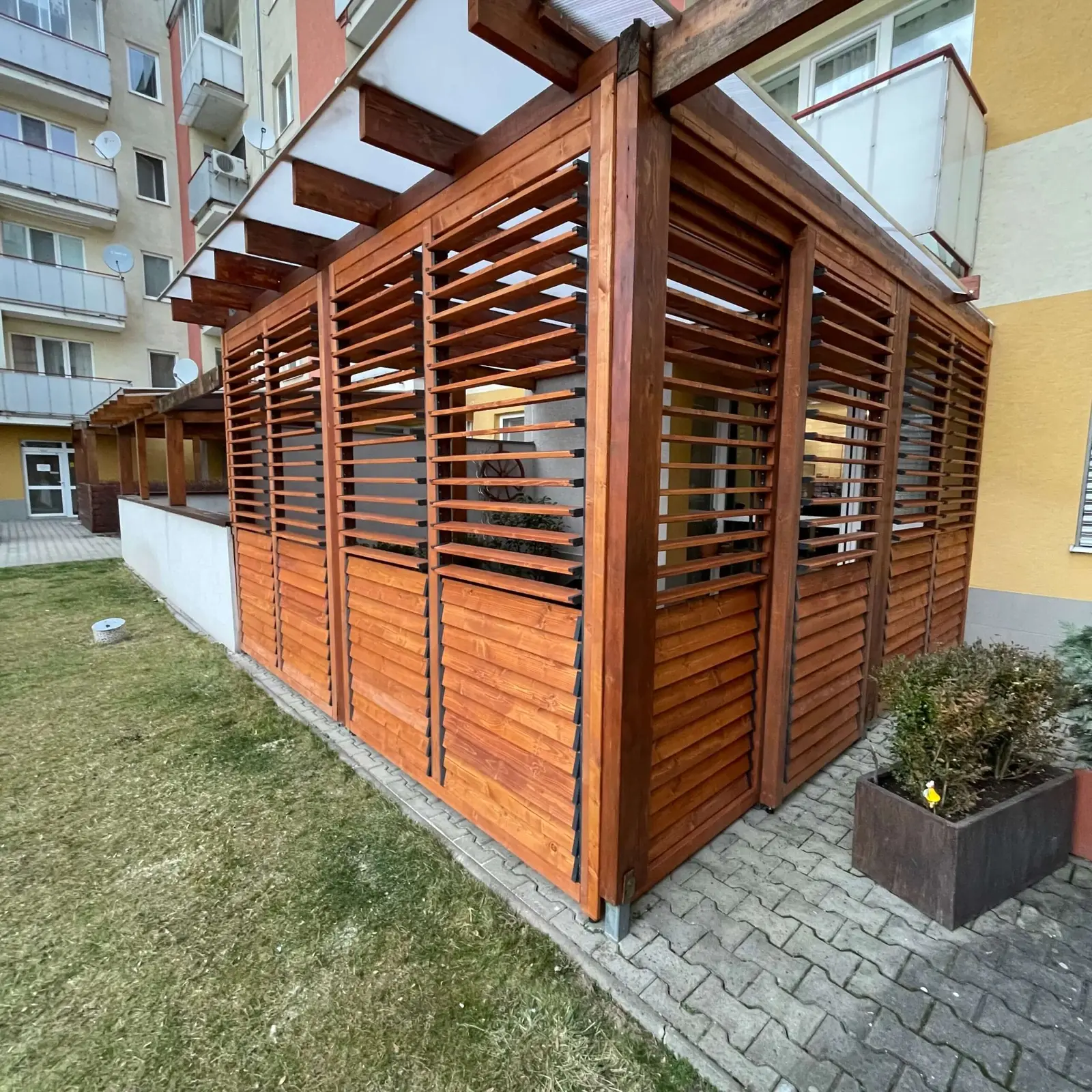 Wooden louvres – Flowgarden project, photo 53 of 101