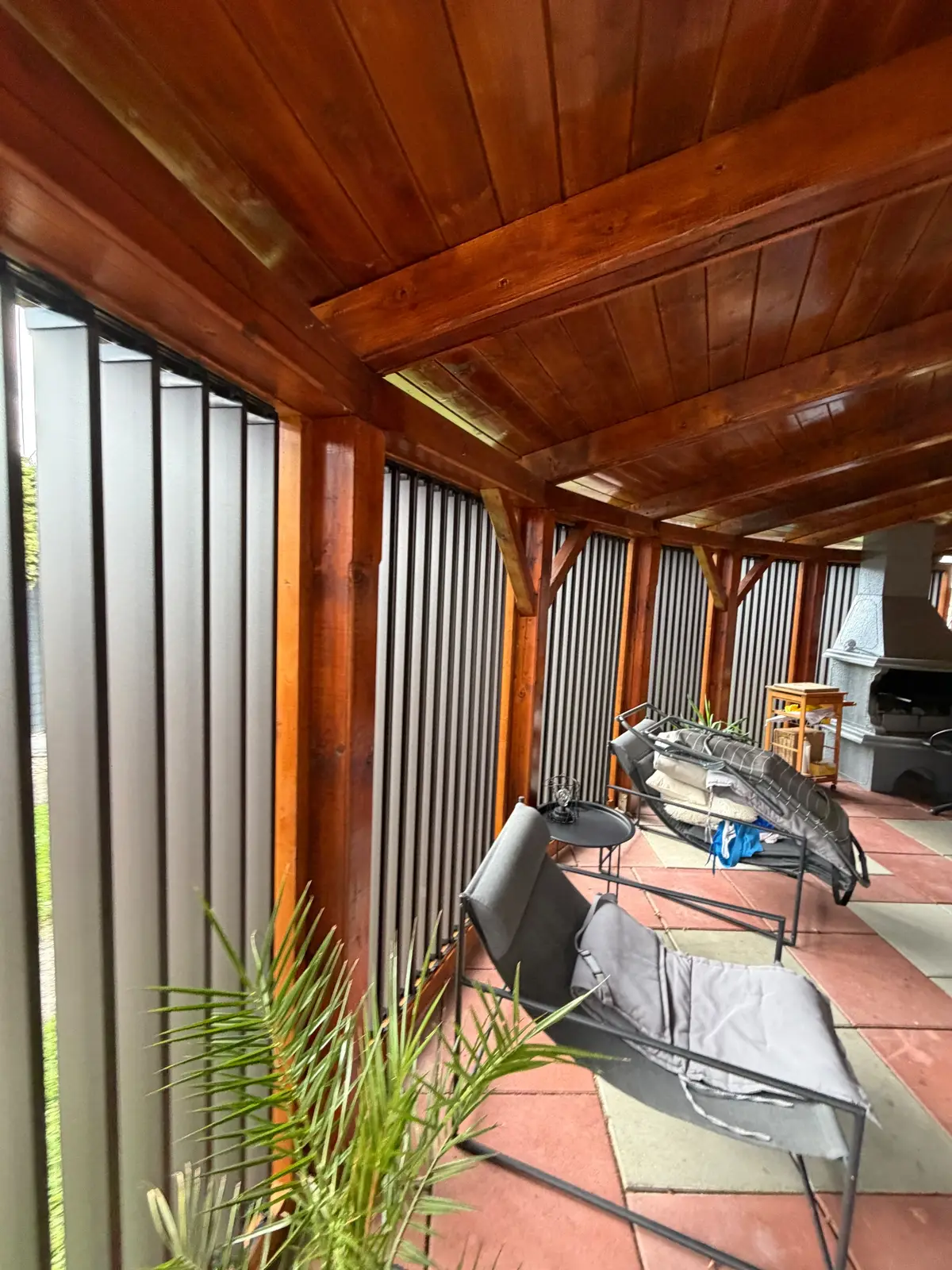 Wooden frame – aluminium louvres – Flowgarden project, photo 19 of 75