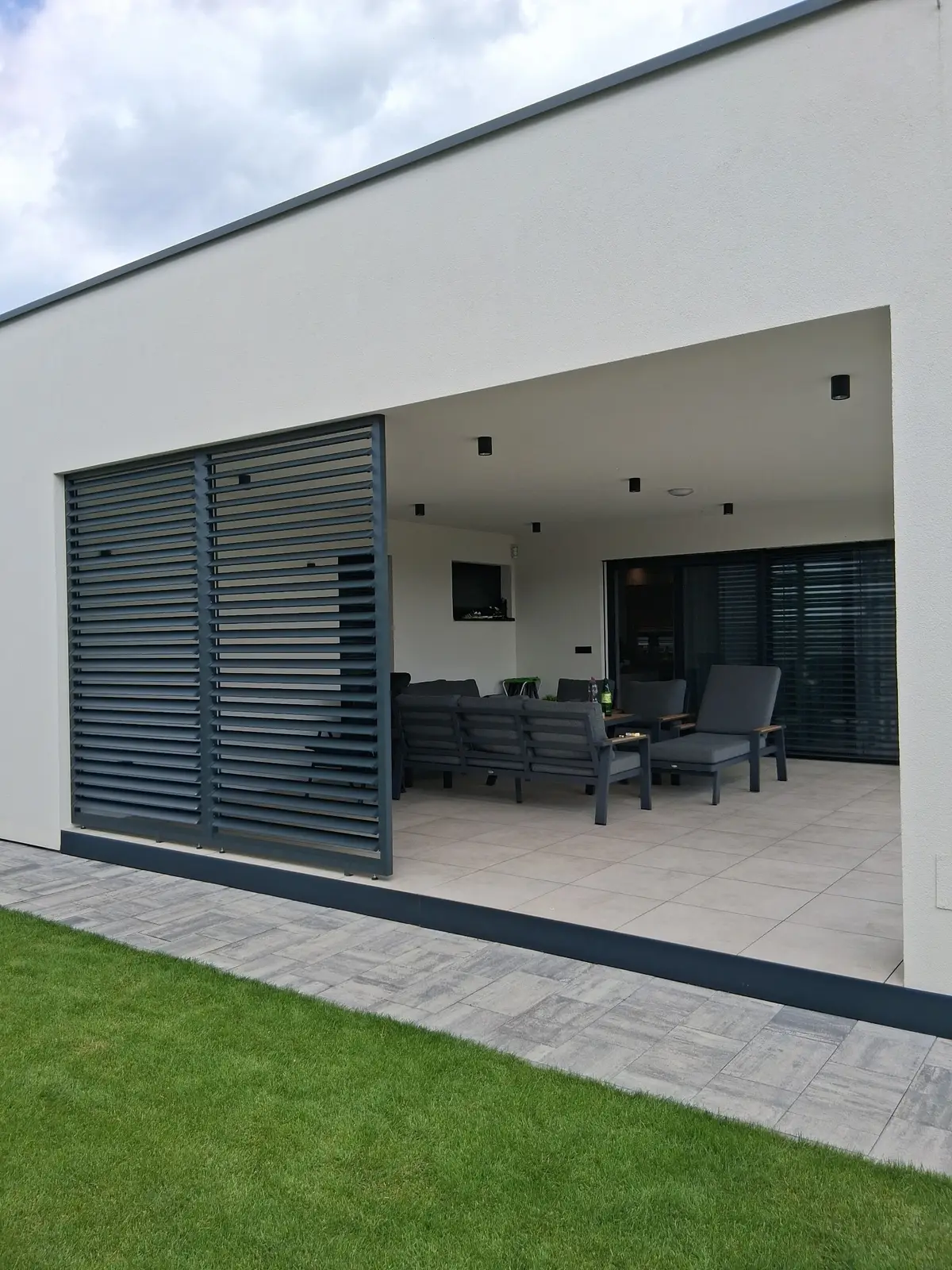 Aluminium louvres – Flowgarden project, photo 2 of 41