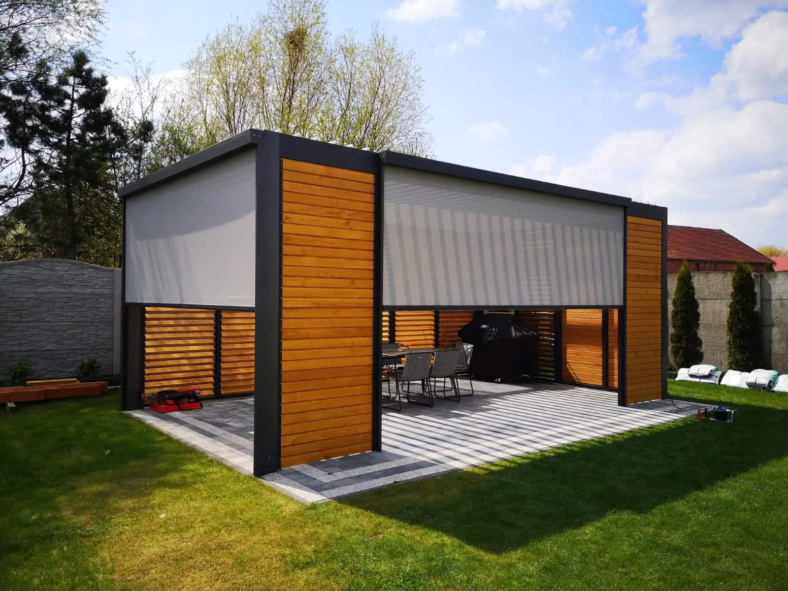 Aluminium frame – wooden louvres – Flowgarden project, photo 6 of 50