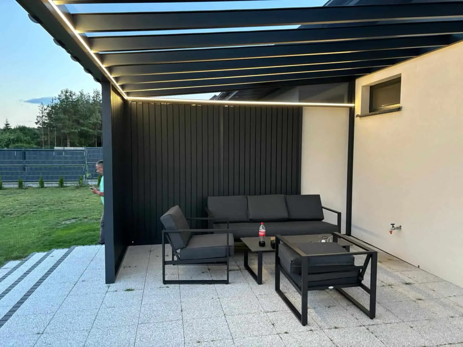 Aluminium pergola
