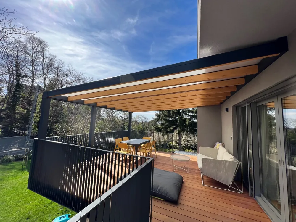 Aluminium pergola