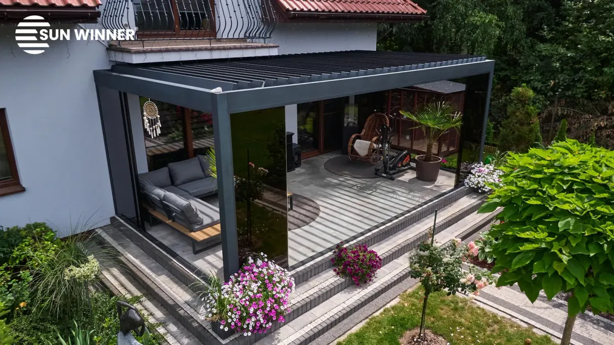 Made-to-measure bioclimatic pergolas – Flowgarden project
