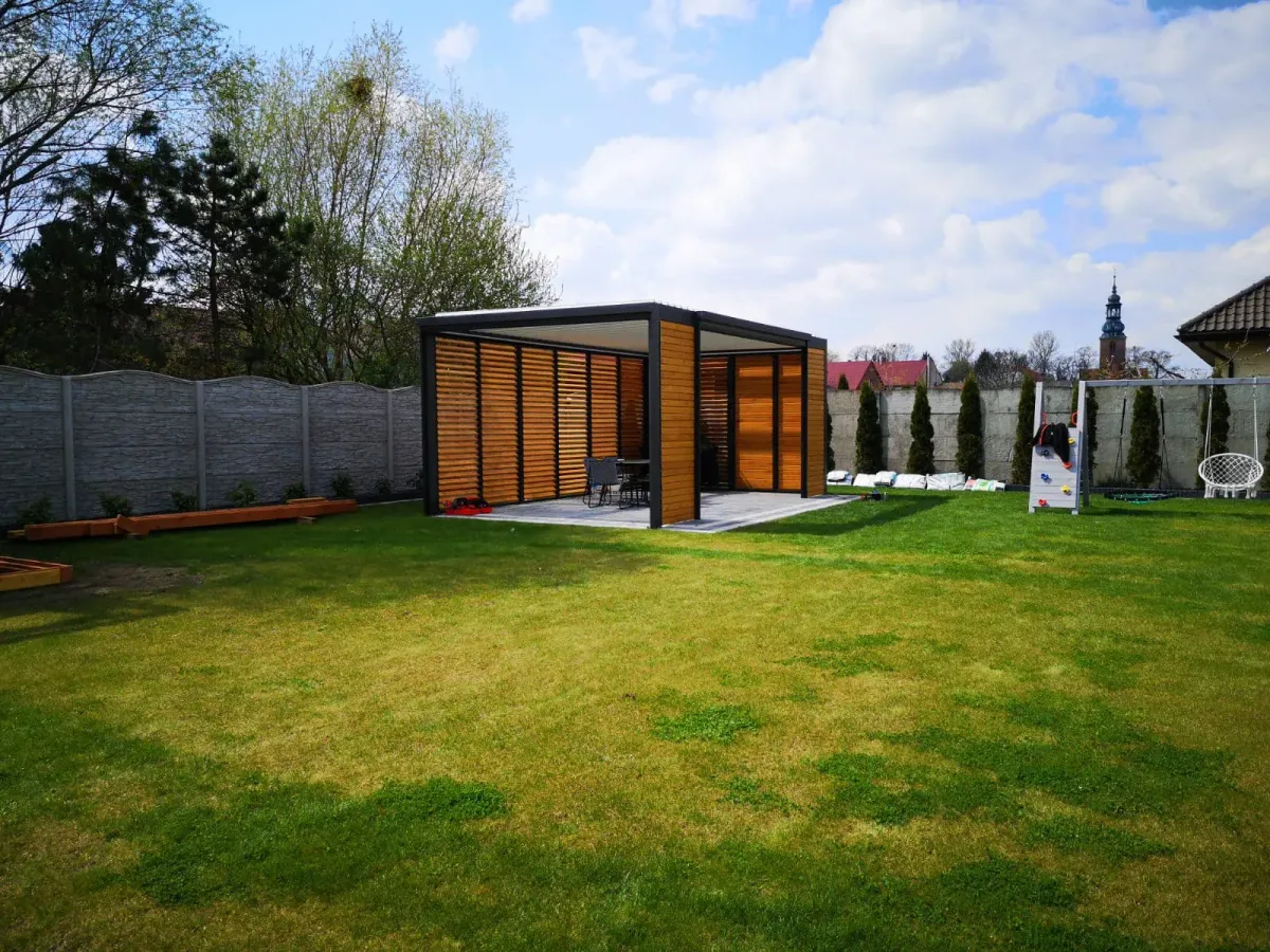 Made-to-measure bioclimatic pergolas – Flowgarden project